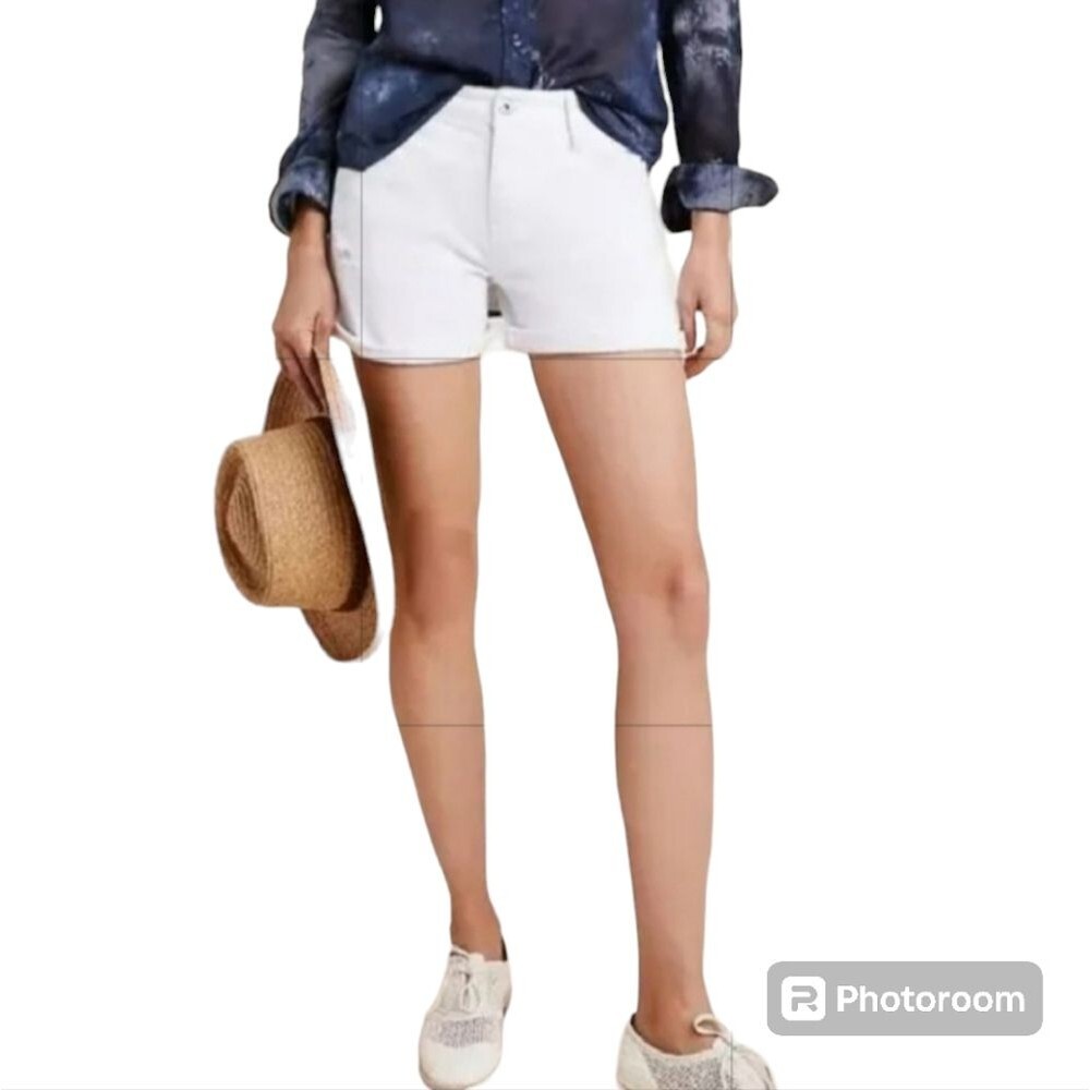 Pilcro Anthroplogie Size 27 White Mid-Rise Frayed Hem Denim Shorts Coastal Chic